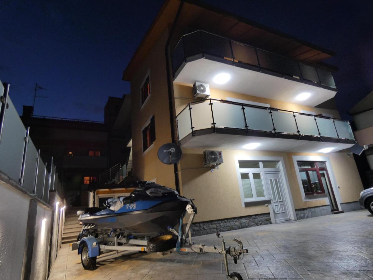 Apartment & Olive Oil Valuma Копер Экстерьер фото